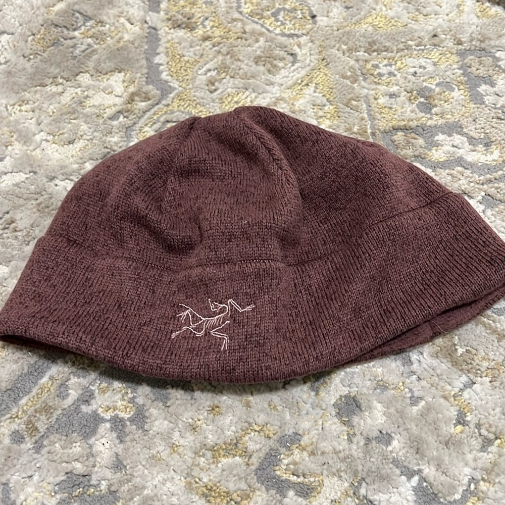 Arc’teryx toque/ beanie